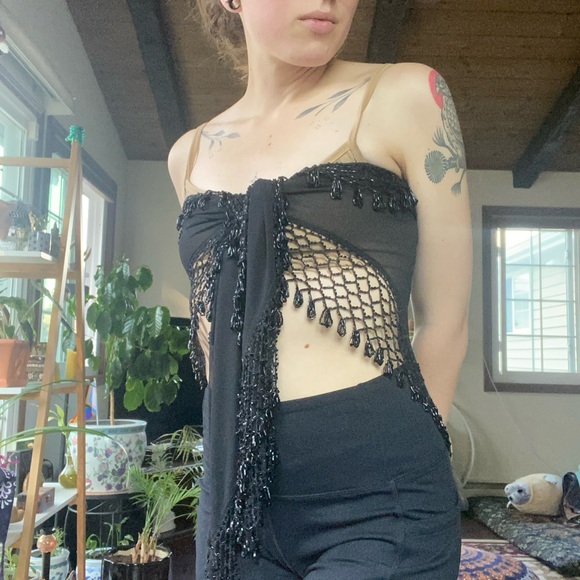 Elegant Black Beaded Scarf - Picture 4 of 5